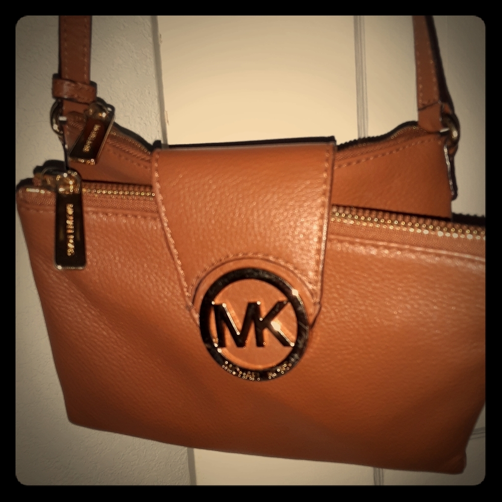 Mk purse